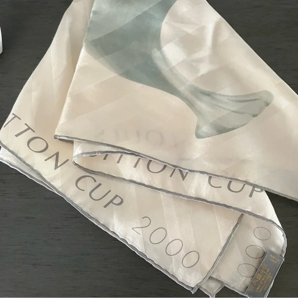 Louis Vuitton Ivory and Light Gray Silk Scarf